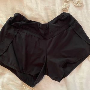 Lululemon speed up short 4”